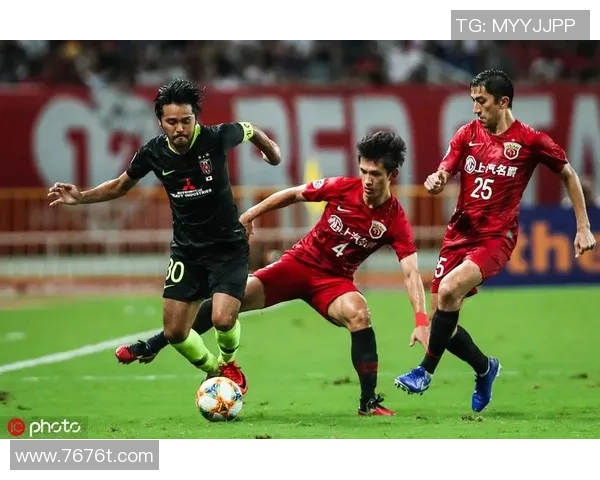 鹿儿岛联与柏太阳神激战成平局比赛结果引发球迷热议